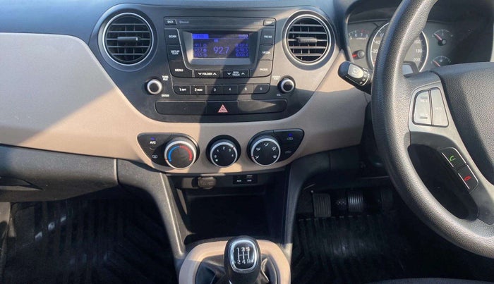 2016 Hyundai Grand i10 SPORTZ 1.2 KAPPA VTVT, Petrol, Manual, 31,912 km, Air Conditioner