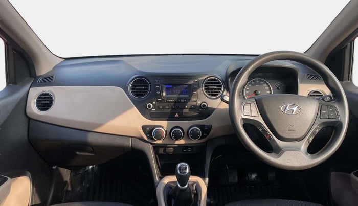 2016 Hyundai Grand i10 SPORTZ 1.2 KAPPA VTVT, Petrol, Manual, 31,912 km, Dashboard