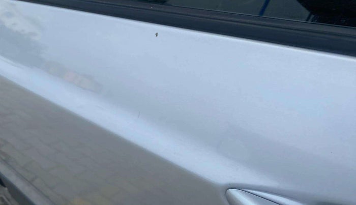 2014 Hyundai Xcent S (O) 1.2, Petrol, Manual, 38,863 km, Rear left door - Minor scratches