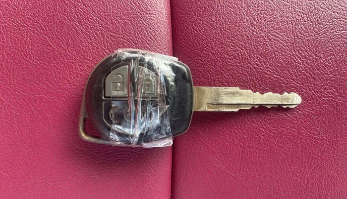 2020 Maruti Dzire VXI, Petrol, Manual, 47,979 km, Key Close Up