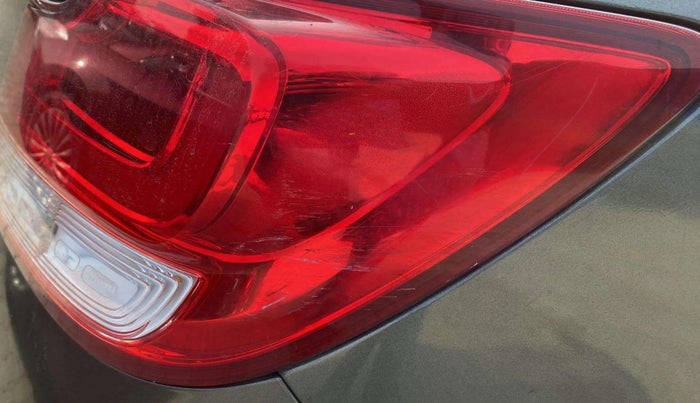 2020 Maruti Dzire VXI, Petrol, Manual, 47,979 km, Right tail light - Minor scratches
