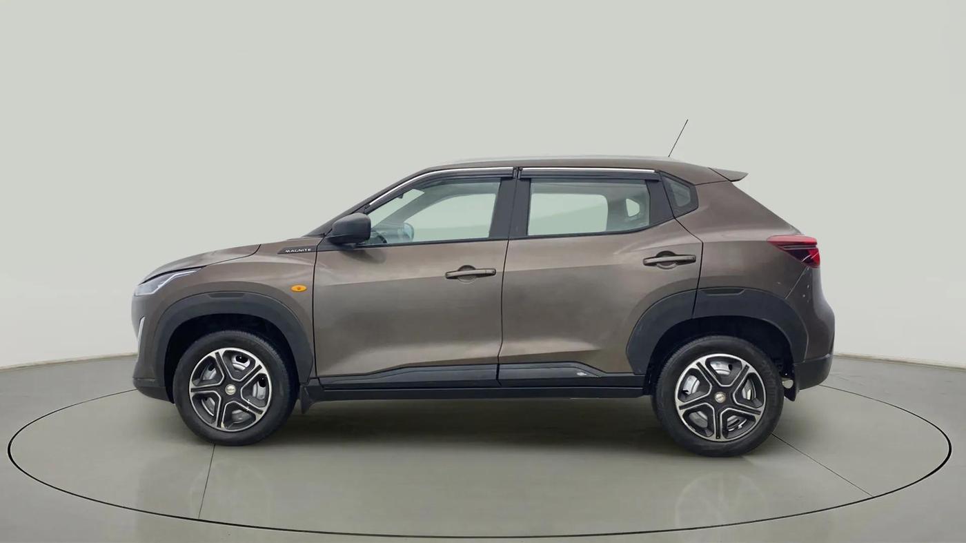 2022 Nissan MAGNITE XE, Petrol, Manual, 22,360 km, Left Side