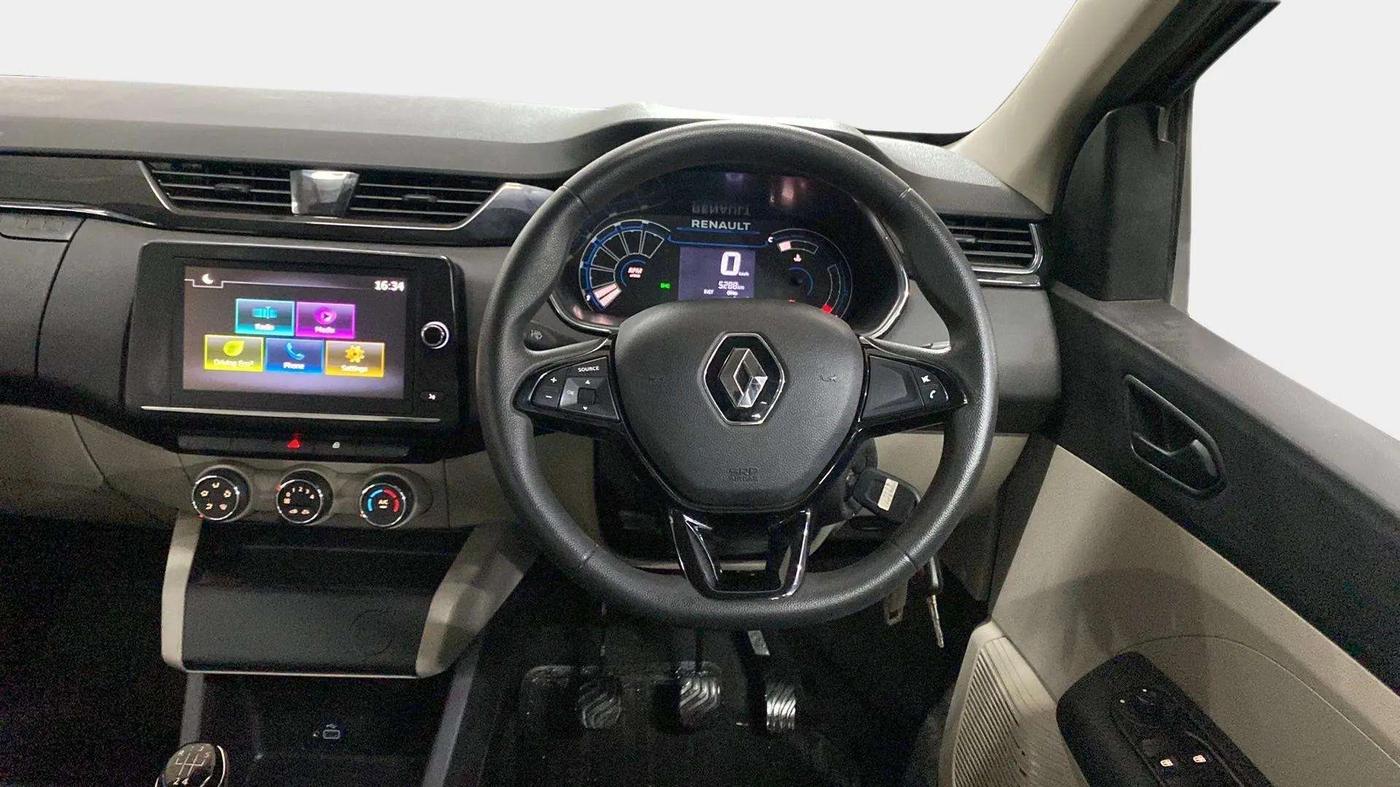 2021 Renault TRIBER RXT, Petrol, Manual, 5,273 km, Steering Wheel Close Up