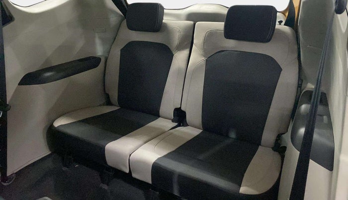 2021 Renault TRIBER RXT, Petrol, Manual, 5,273 km, Third Seat Row ( optional )