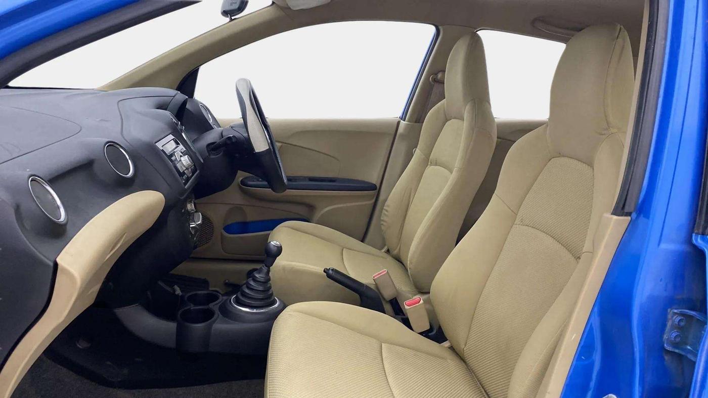 2014 Honda Brio S MT, Petrol, Manual, 66,888 km, Right Side Front Door Cabin