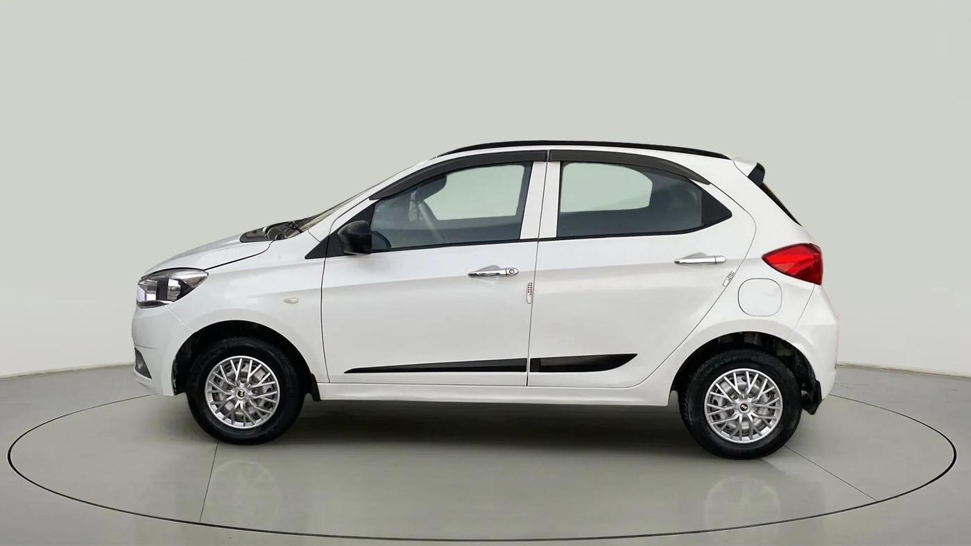 2019 Tata Tiago XE PETROL, Petrol, Manual, 48,575 km, Left Side