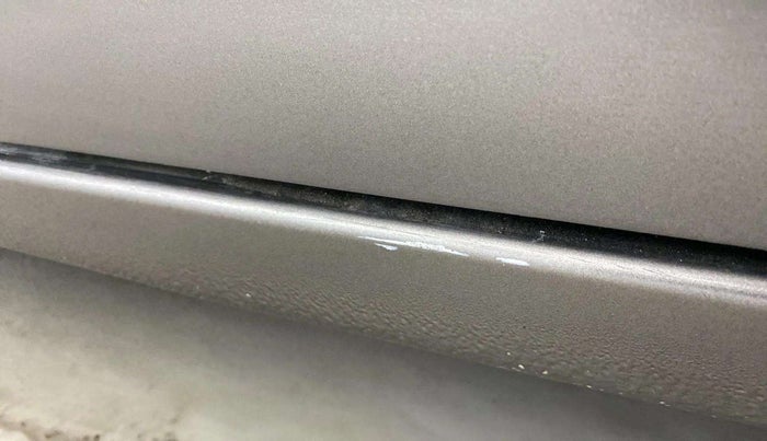 2019 Maruti Dzire LXI, Petrol, Manual, 17,056 km, Left running board - Minor scratches