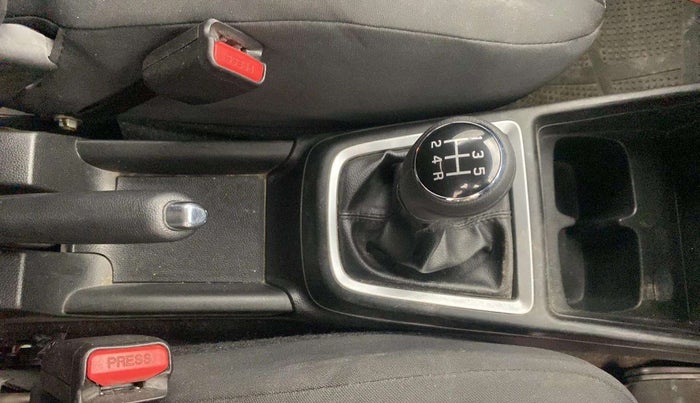2018 Maruti Swift VXI, Petrol, Manual, 99,542 km, Gear Lever