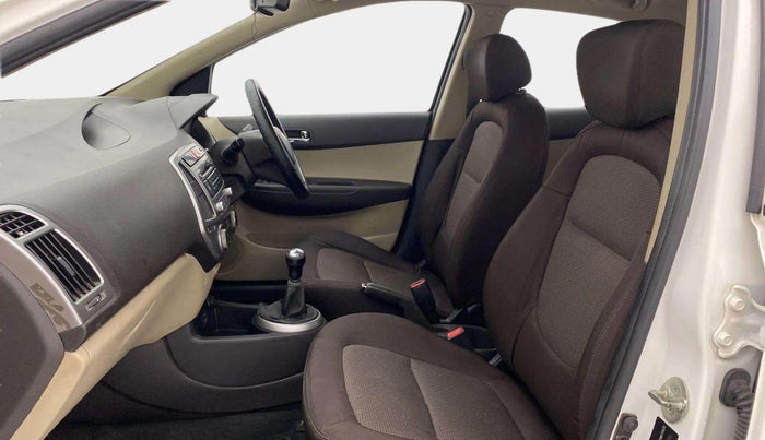 2014 Hyundai i20 SPORTZ 1.2, Petrol, Manual, 53,022 km, Right Side Front Door Cabin