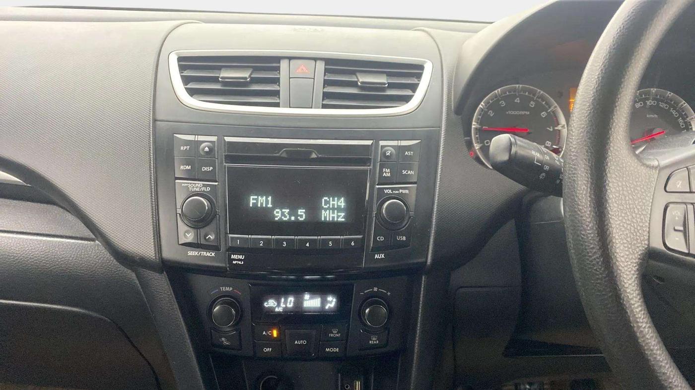 2013 Maruti Swift ZXI, Petrol, Manual, 72,168 km, Air Conditioner