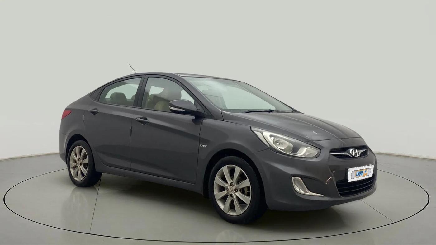 2013 Hyundai Verna FLUIDIC 1.6 VTVT SX, Petrol, Manual, 70,573 km, SRP