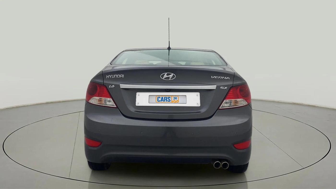 2013 Hyundai Verna FLUIDIC 1.6 VTVT SX, Petrol, Manual, 70,573 km, Back/Rear