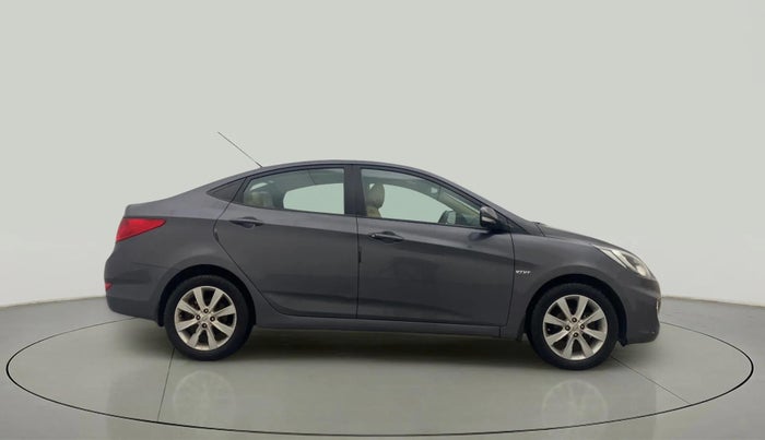 2013 Hyundai Verna FLUIDIC 1.6 VTVT SX, Petrol, Manual, 70,573 km, Right Side View