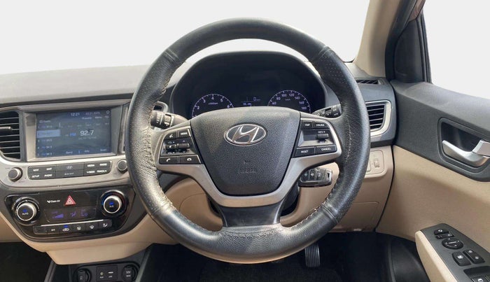 2018 Hyundai Verna 1.6 VTVT SX, Petrol, Manual, 38,823 km, Steering Wheel Close Up