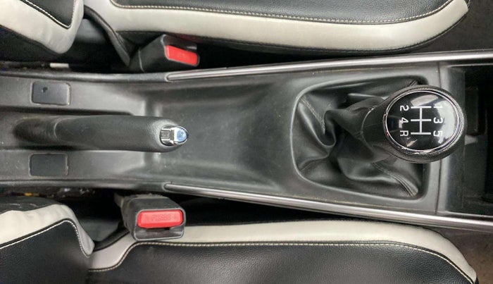 2019 Maruti Baleno ZETA PETROL 1.2, Petrol, Manual, 36,358 km, Gear Lever