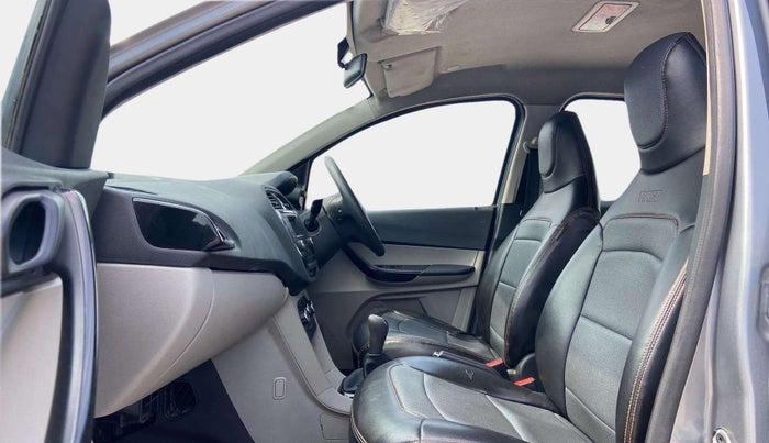 2018 Tata Tiago XT PETROL, Petrol, Manual, 60,181 km, Right Side Front Door Cabin