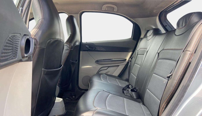 2018 Tata Tiago XT PETROL, Petrol, Manual, 60,181 km, Right Side Rear Door Cabin