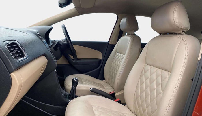 2015 Volkswagen Polo HIGHLINE1.2L, Petrol, Manual, 74,009 km, Right Side Front Door Cabin
