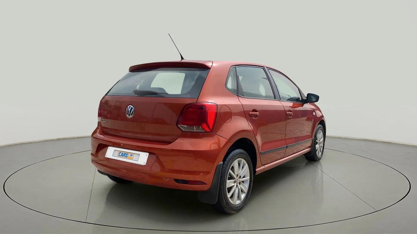 2015 Volkswagen Polo HIGHLINE1.2L, Petrol, Manual, 74,009 km, Right Back Diagonal