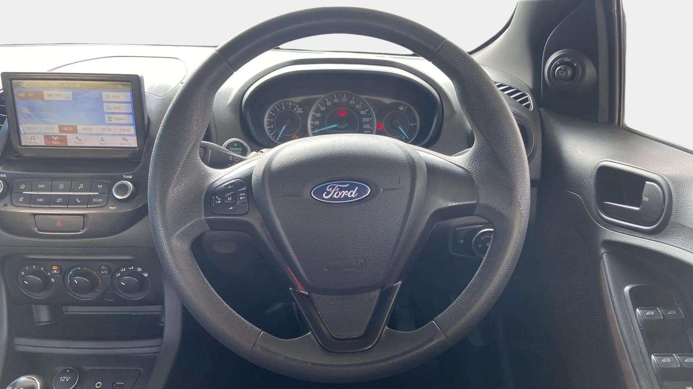 2021 Ford FREESTYLE TITANIUM 1.2 PETROL, Petrol, Manual, 40,145 km, Steering Wheel Close Up