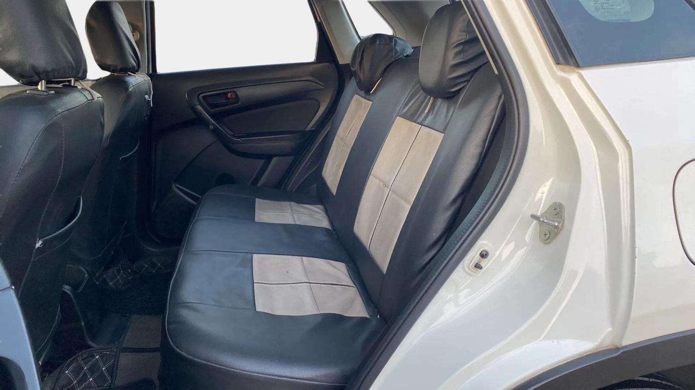2022 Maruti Vitara Brezza VXI, Petrol, Manual, 54,051 km, Right Side Rear Door Cabin
