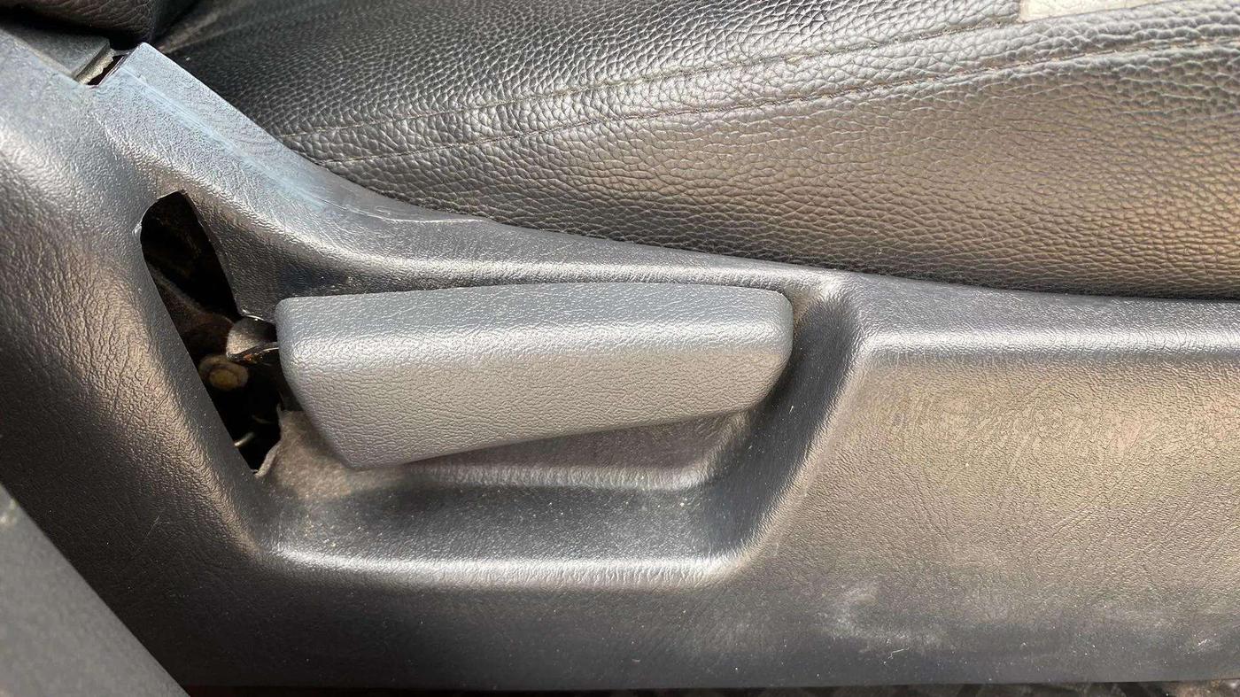 2016 Maruti Alto K10 VXI (O) AMT, Petrol, Automatic, 30,765 km, Driver Side Adjustment Panel