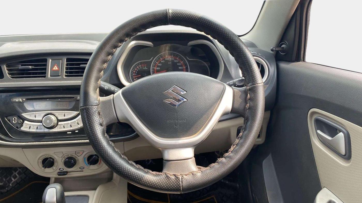 2016 Maruti Alto K10 VXI (O) AMT, Petrol, Automatic, 30,765 km, Steering Wheel Close Up