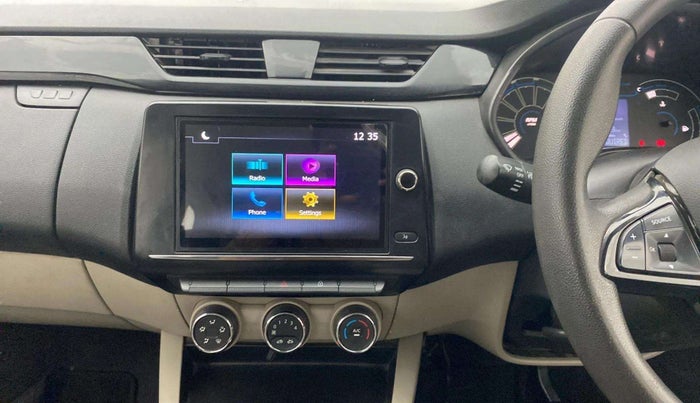 2022 Renault TRIBER RXT, Petrol, Manual, 51,465 km, Air Conditioner