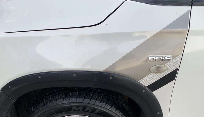 2019 Maruti Vitara Brezza VDI, Diesel, Manual, 78,342 km, Left fender - Graphic sticker