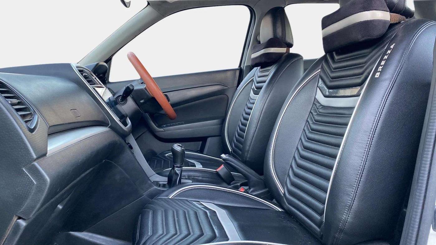 2019 Maruti Vitara Brezza VDI, Diesel, Manual, 78,347 km, Right Side Front Door Cabin