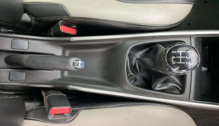 2017 Maruti Baleno ALPHA PETROL 1.2, Petrol, Manual, 53,425 km, Gear Lever