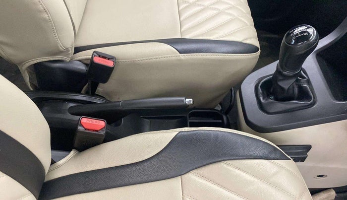 2019 Maruti New Wagon-R VXI 1.2, Petrol, Manual, 30,458 km, Gear Lever