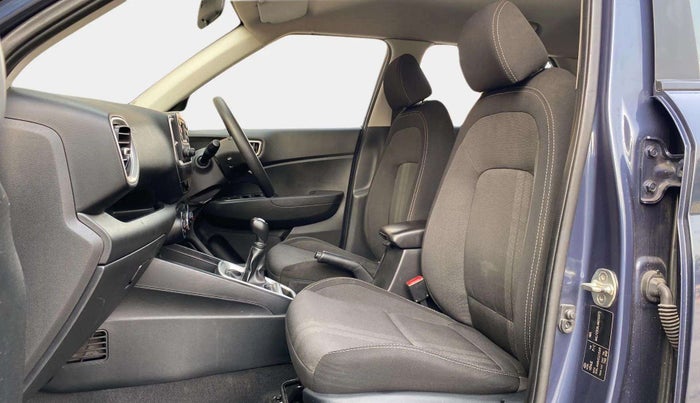 2021 Hyundai VENUE S 1.2, Petrol, Manual, 35,442 km, Right Side Front Door Cabin