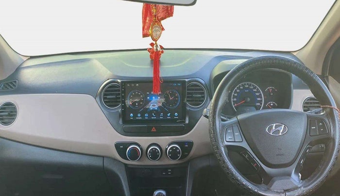 2019 Hyundai Grand i10 MAGNA 1.2 KAPPA VTVT, Petrol, Manual, 62,439 km, Dashboard - Minor scratches