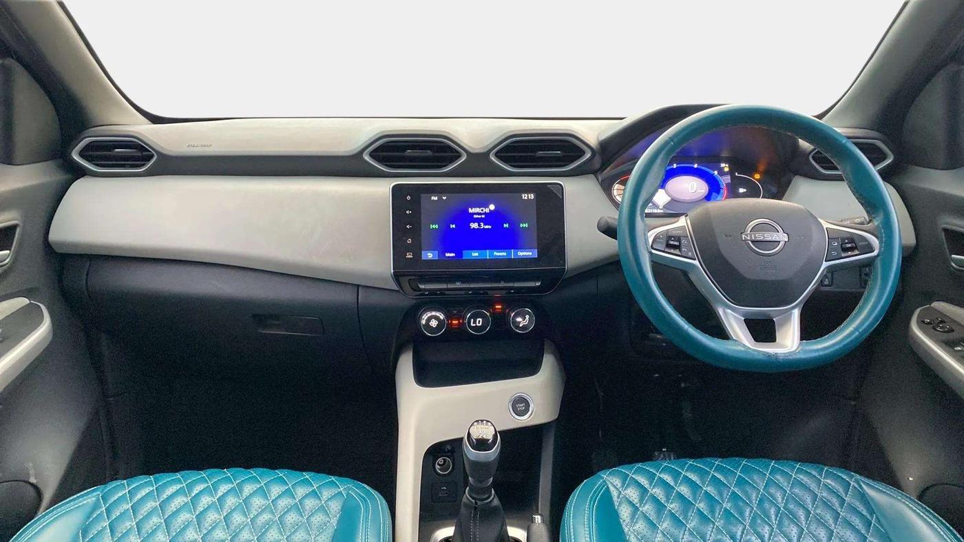 2023 Nissan MAGNITE XV MT, Petrol, Manual, 15,005 km, Dashboard