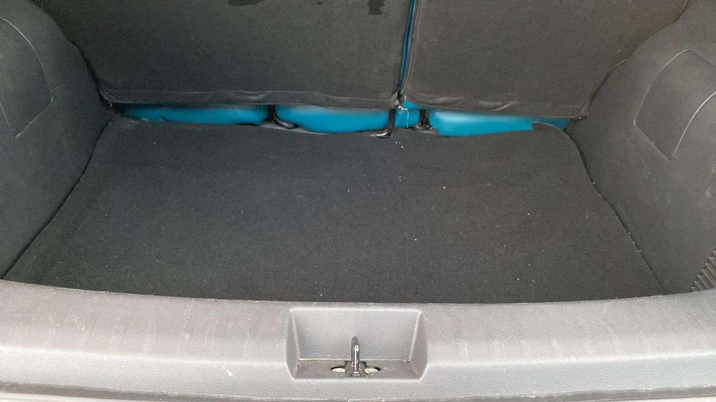2023 Nissan MAGNITE XV MT, Petrol, Manual, 15,005 km, Boot Inside