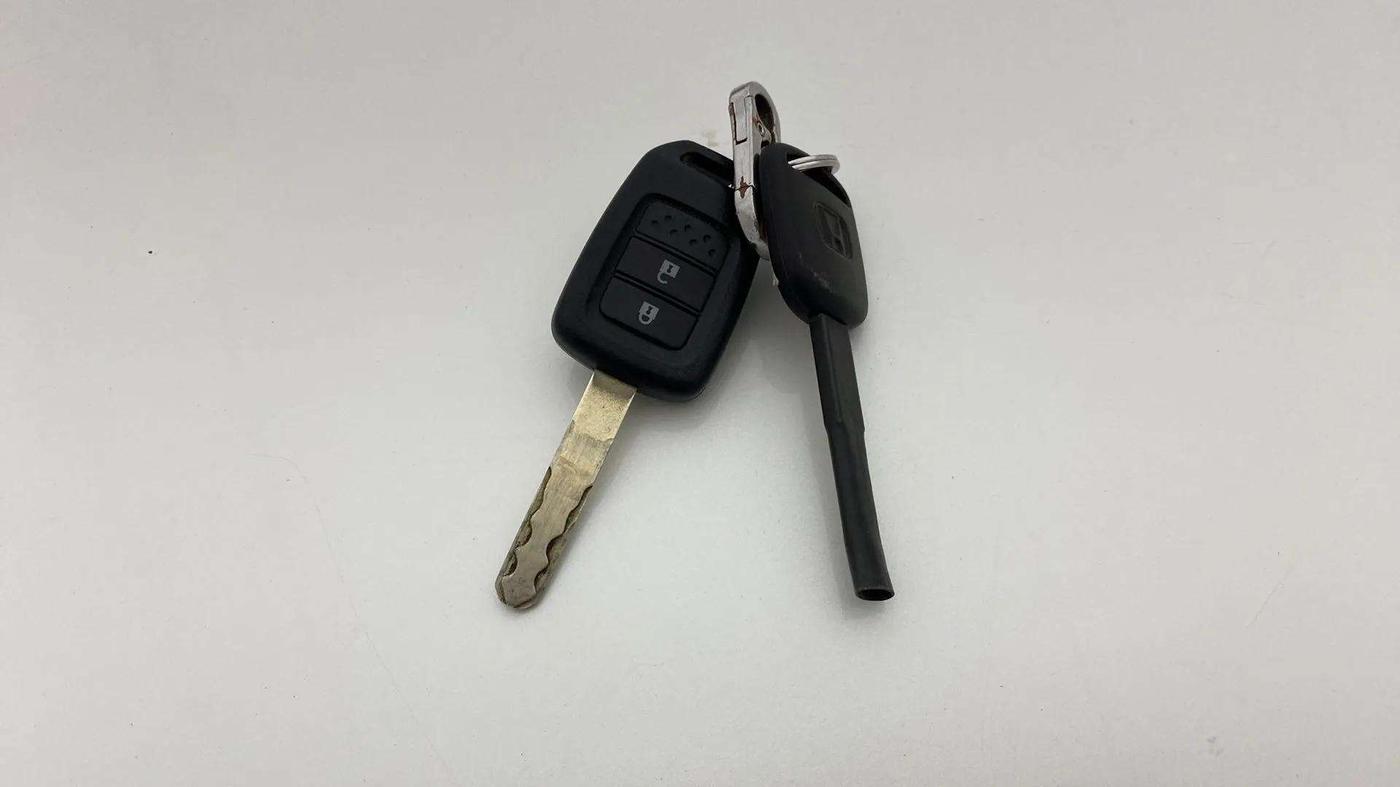 2019 Honda Amaze 1.2L I-VTEC S, Petrol, Manual, 27,544 km, Key Close Up