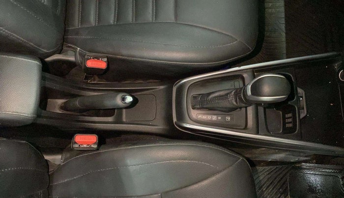 2021 Maruti XL6 ZETA AT, Petrol, Automatic, 48,112 km, Gear Lever