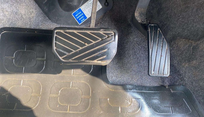 2015 Maruti Celerio ZXI AMT, Petrol, Automatic, 99,184 km, Pedals