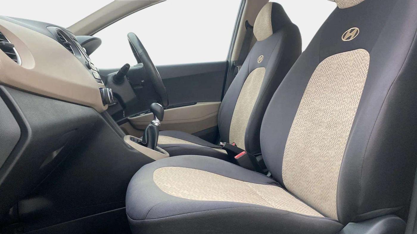 2015 Hyundai Grand i10 SPORTZ 1.2 KAPPA VTVT, Petrol, Manual, 41,038 km, Right Side Front Door Cabin