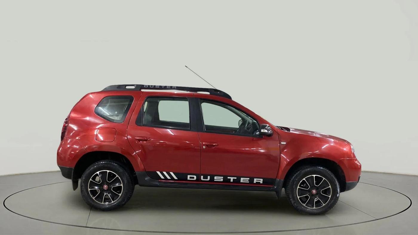 2018 Renault Duster RXS CVT, Petrol, Automatic, 27,203 km, Right Side View