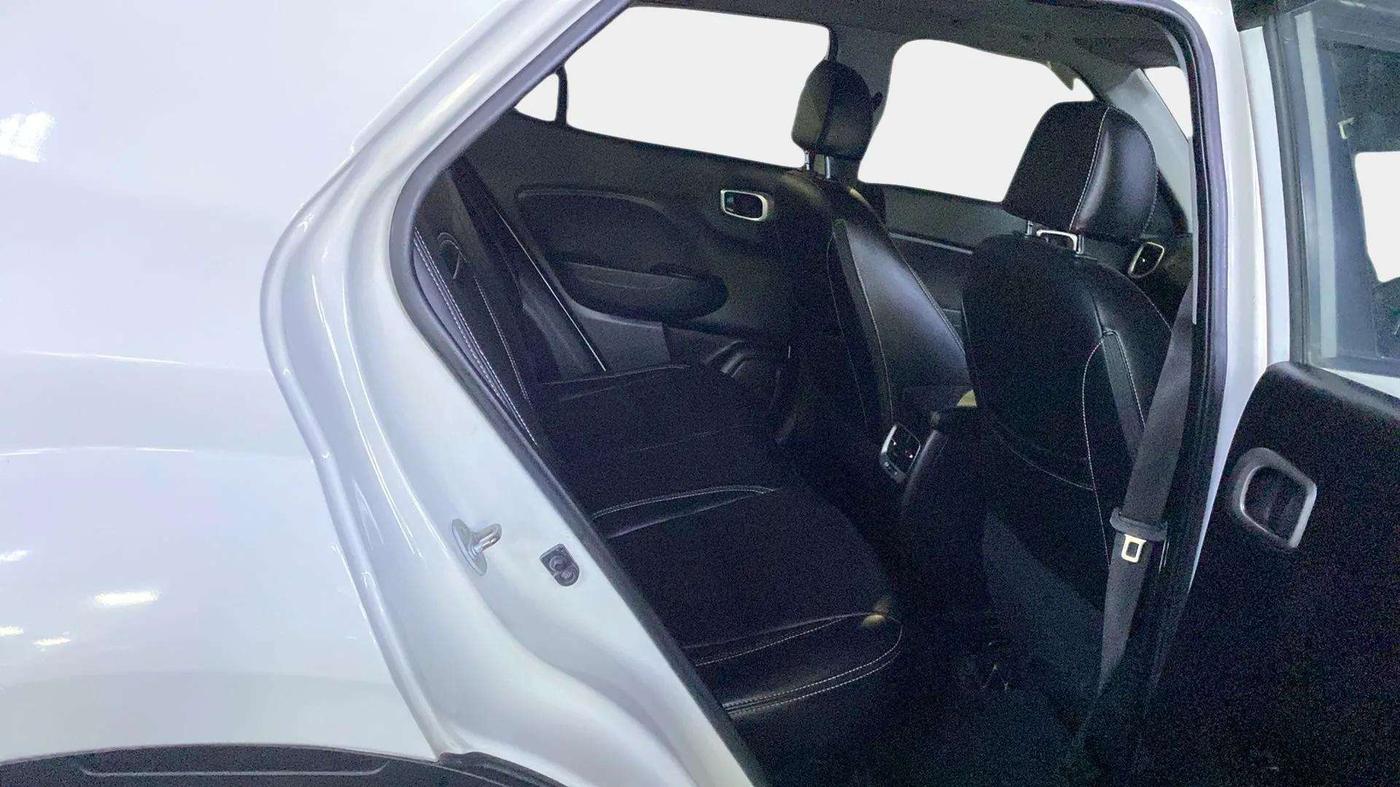 2019 Hyundai VENUE SX PLUS 1.0 TURBO DCT, Petrol, Automatic, 46,513 km, Right Side Rear Door Cabin