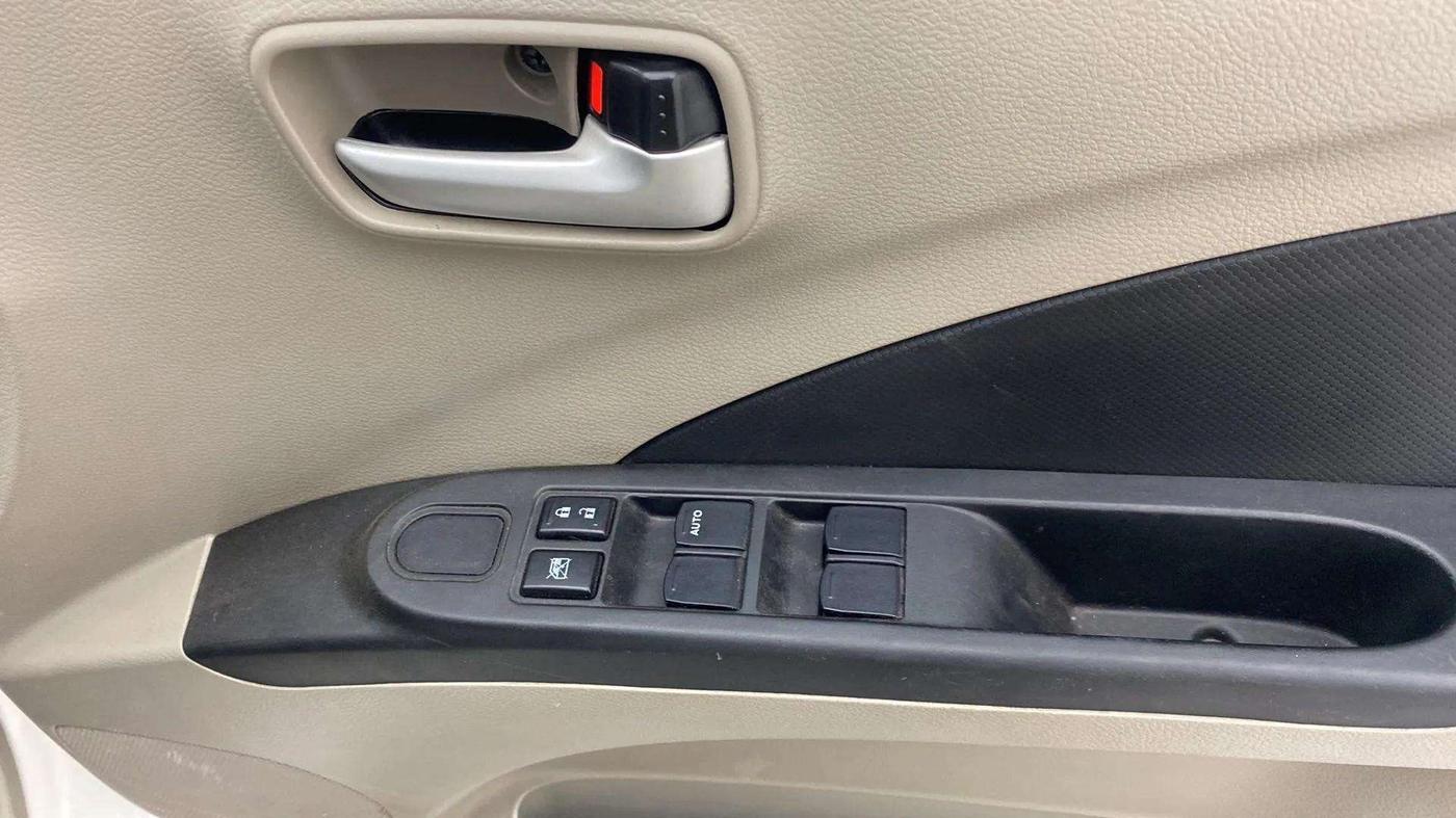 2014 Maruti Celerio VXI AMT, Petrol, Automatic, 41,599 km, Driver Side Door Panels Control