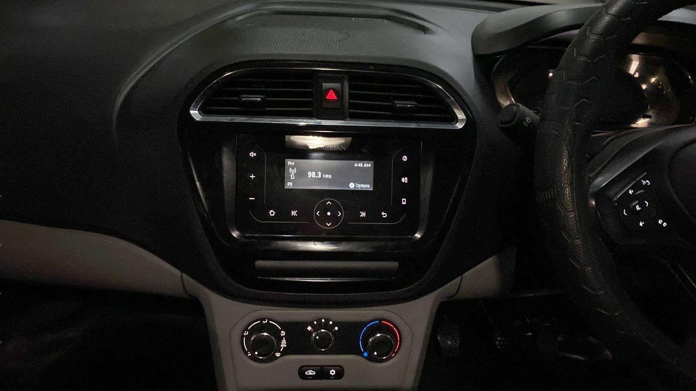 2020 Tata Tiago XT PETROL, Petrol, Manual, 10,308 km, Air Conditioner