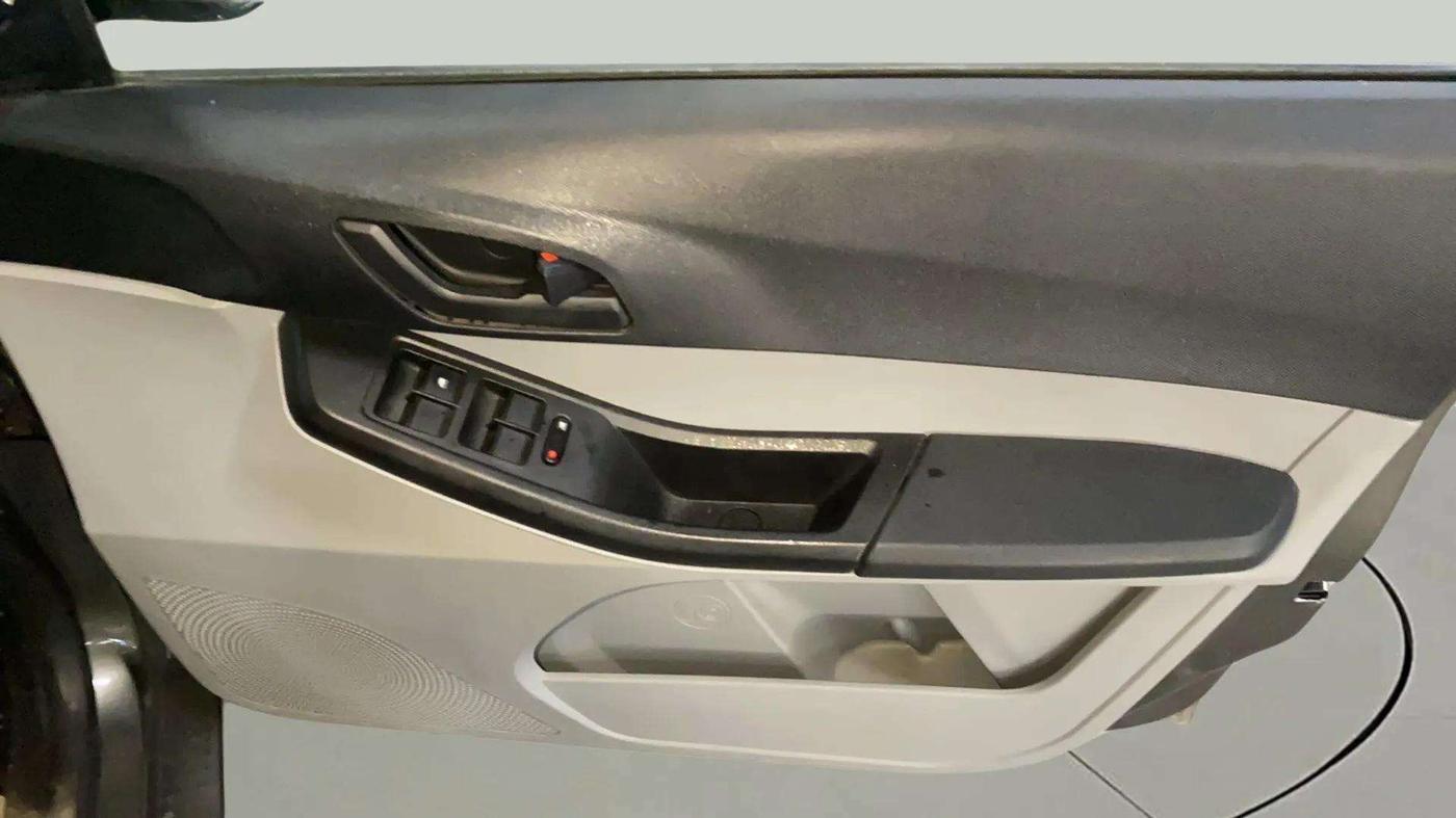 2020 Tata Tiago XT PETROL, Petrol, Manual, 10,308 km, Driver Side Door Panels Control