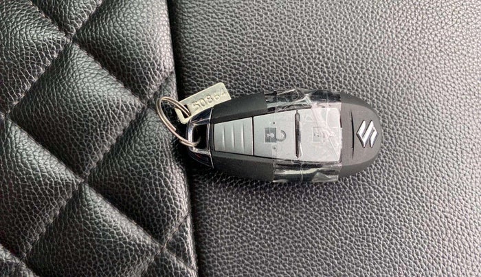 2018 Maruti Baleno ZETA PETROL 1.2, Petrol, Manual, 32,908 km, Key Close Up