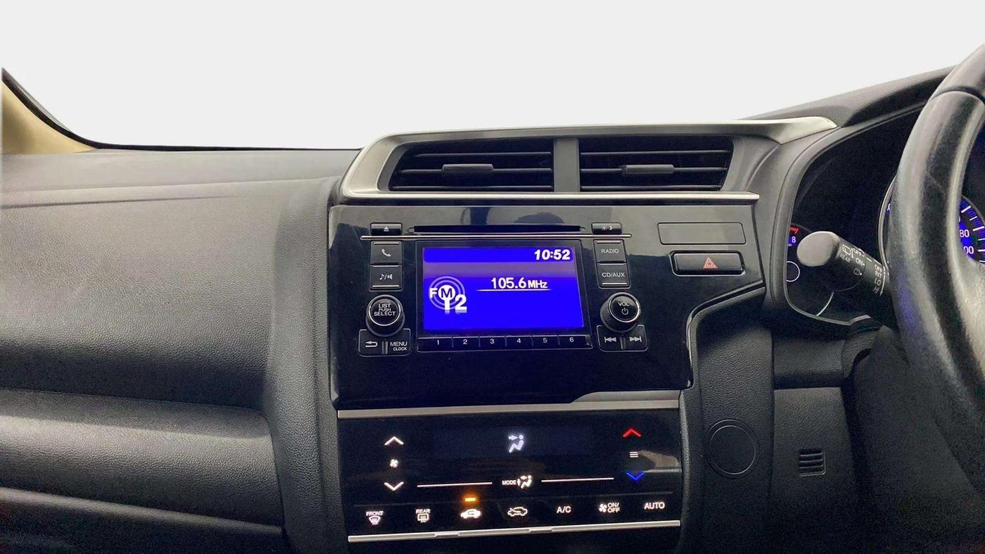 2018 Honda Jazz 1.2L I-VTEC V, Petrol, Manual, 41,318 km, Air Conditioner
