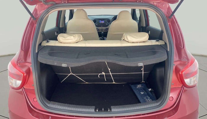 2015 Hyundai Grand i10 ASTA AT 1.2 KAPPA VTVT, Petrol, Automatic, 35,639 km, Boot Inside