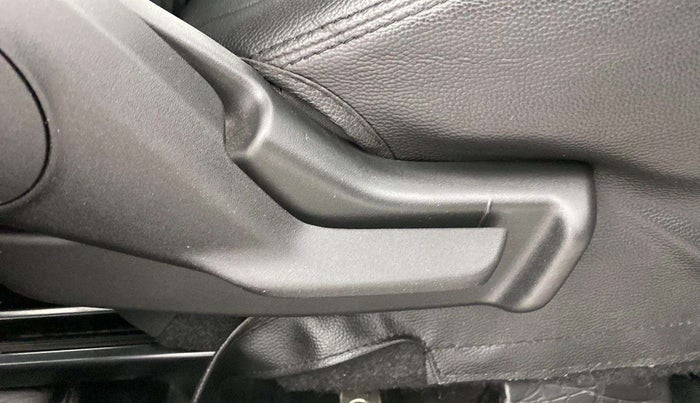 2023 Maruti Celerio VXI CNG, CNG, Manual, 5,214 km, Driver Side Adjustment Panel