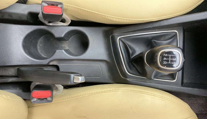 2016 Hyundai Elite i20 ASTA 1.2, Petrol, Manual, 57,947 km, Gear Lever